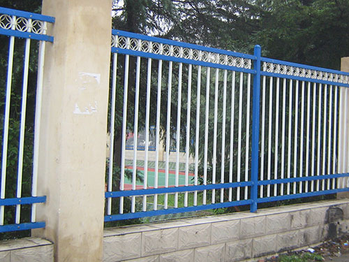 鋅鋼護欄(現(xiàn)貨) 鋅鋼護欄(現(xiàn)貨)